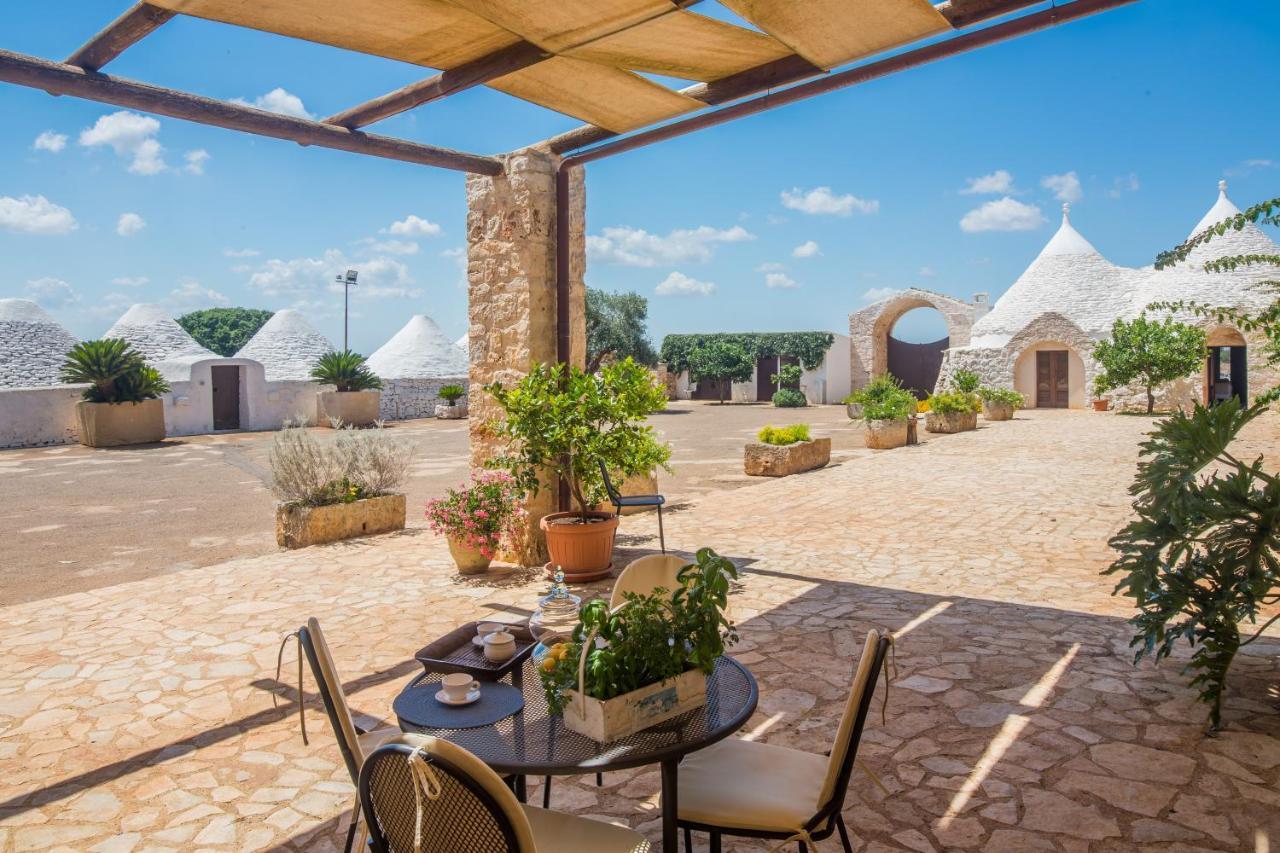 Masseria Castelluzzo Ceglie Messapica Exterior photo